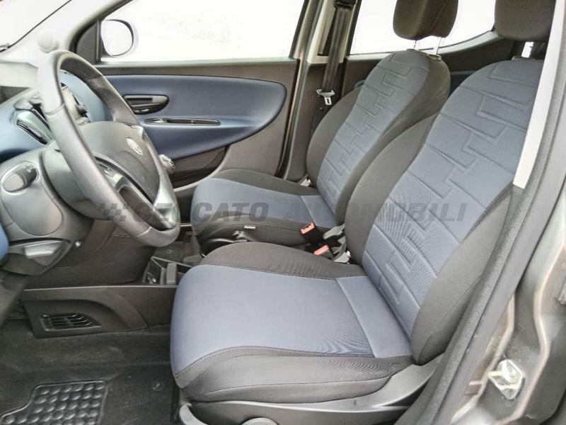 Lancia Ypsilon Ypsilon 1.0 firefly hybrid Platino s&s 70cv