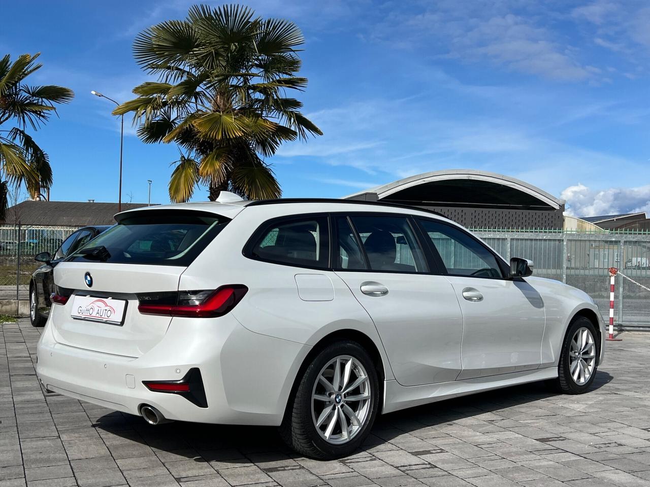 Bmw 320d 48V xDrive Touring Business Advantage