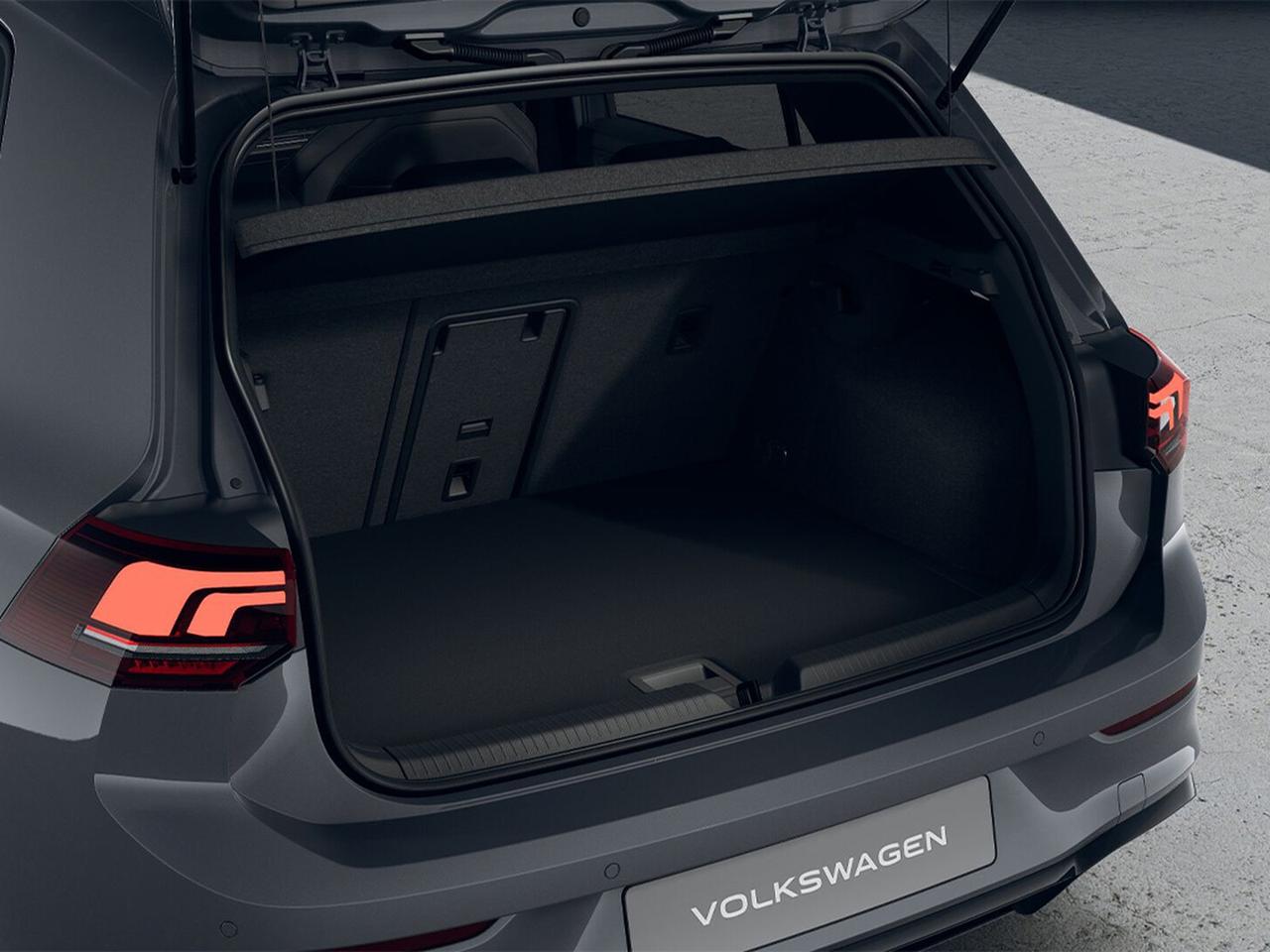 Volkswagen Golf 2.0 tdi r-line plus 150cv dsg