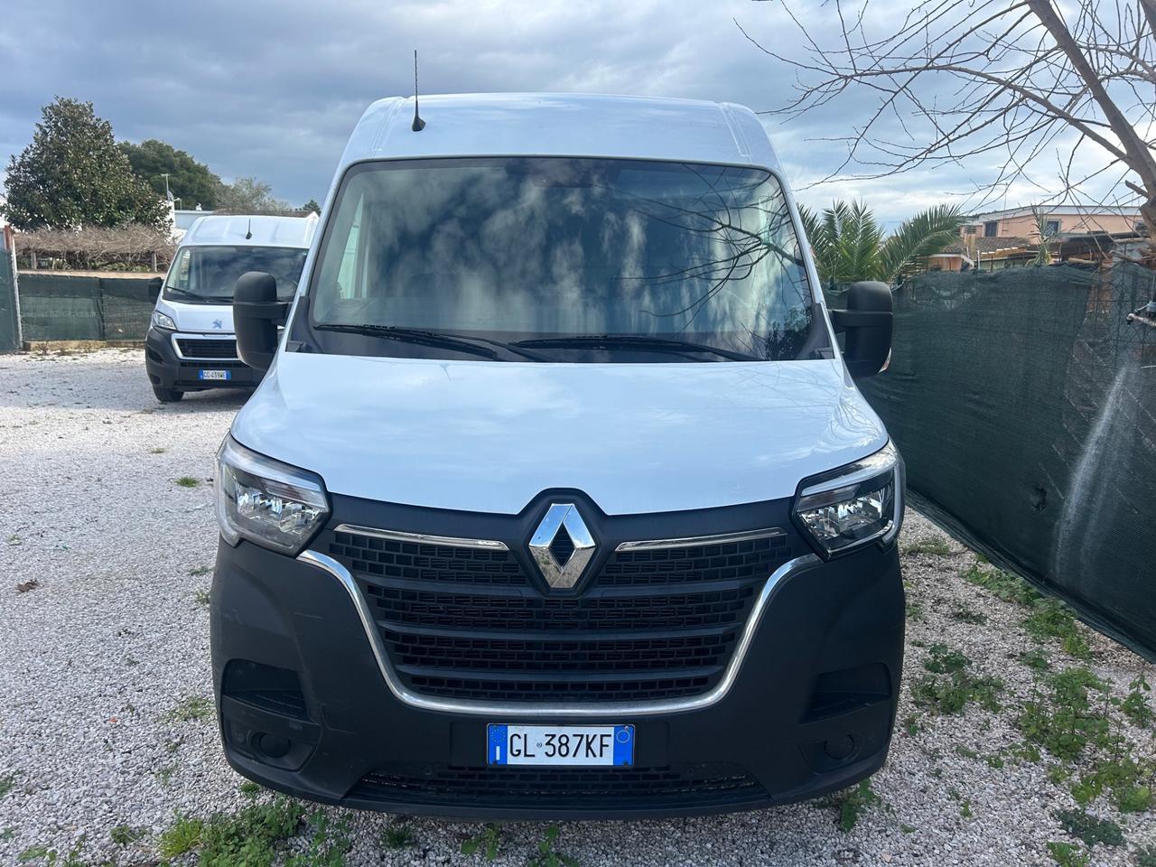 Renault Master T35 2.3 dCi 135 PL Cabinato Ice