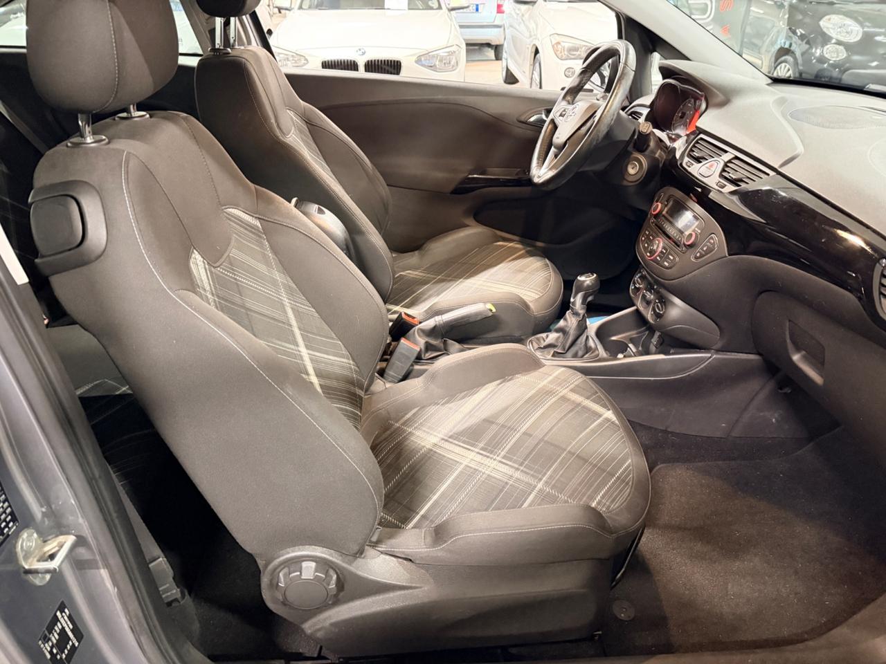 Opel Corsa 1.4 90CV GPL Tech Coupé b-Color