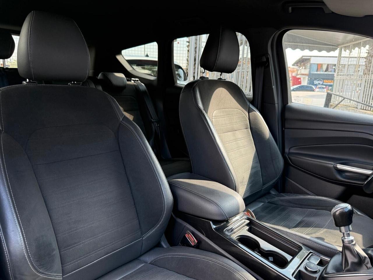 FORD KUGA 2.0 TDCI 150 CV S&S 2WD ST-LINE