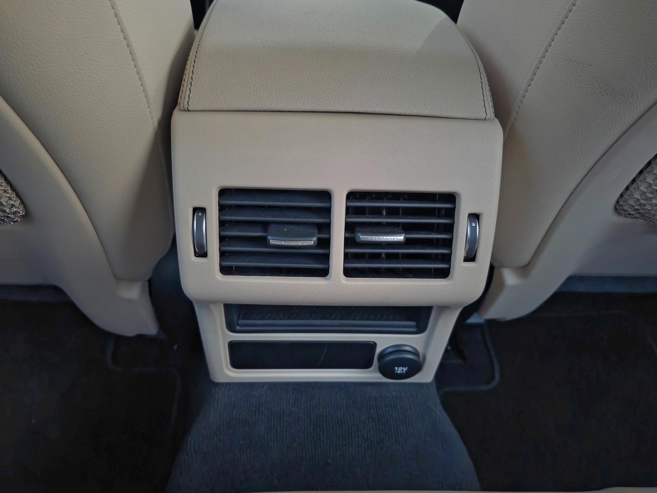 Jaguar XE 2.0 D 180 CV aut. Landmark Edition 2019-E6 Automatico