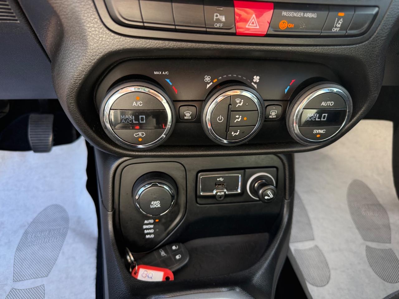 Jeep Renegade 2.0 Mjt 140CV 4WD Limited .GANCIO TRAINIO.EURO6