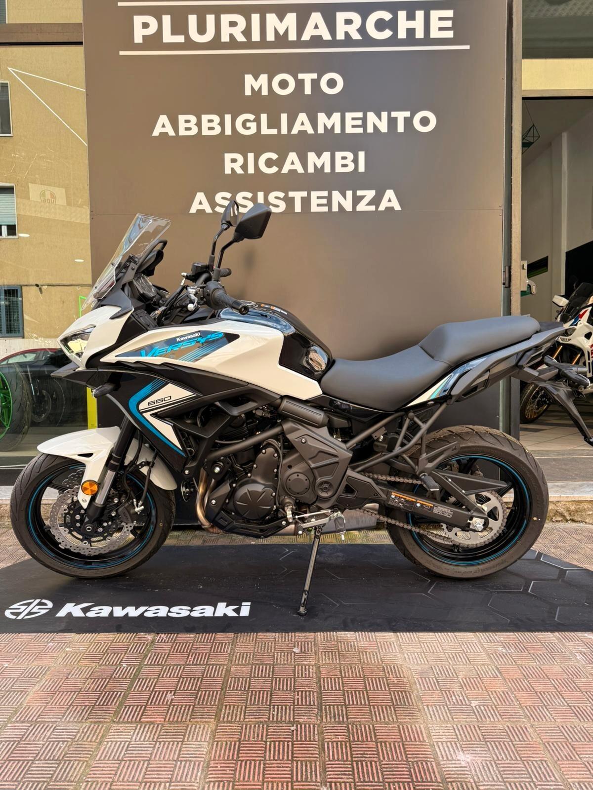 Kawasaki Versys 650 MY25 – Promo 7.090€ – Ultimi 2 disponibili