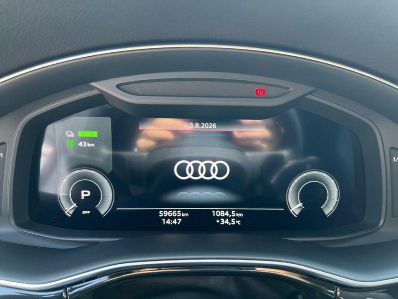 Audi Q8 SUV 55 TFSI e quattro tiptronic S line edition