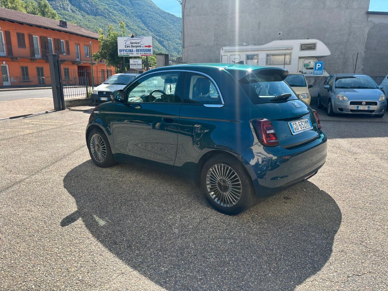 Fiat 500 500e Berlina 42 kWh Icon