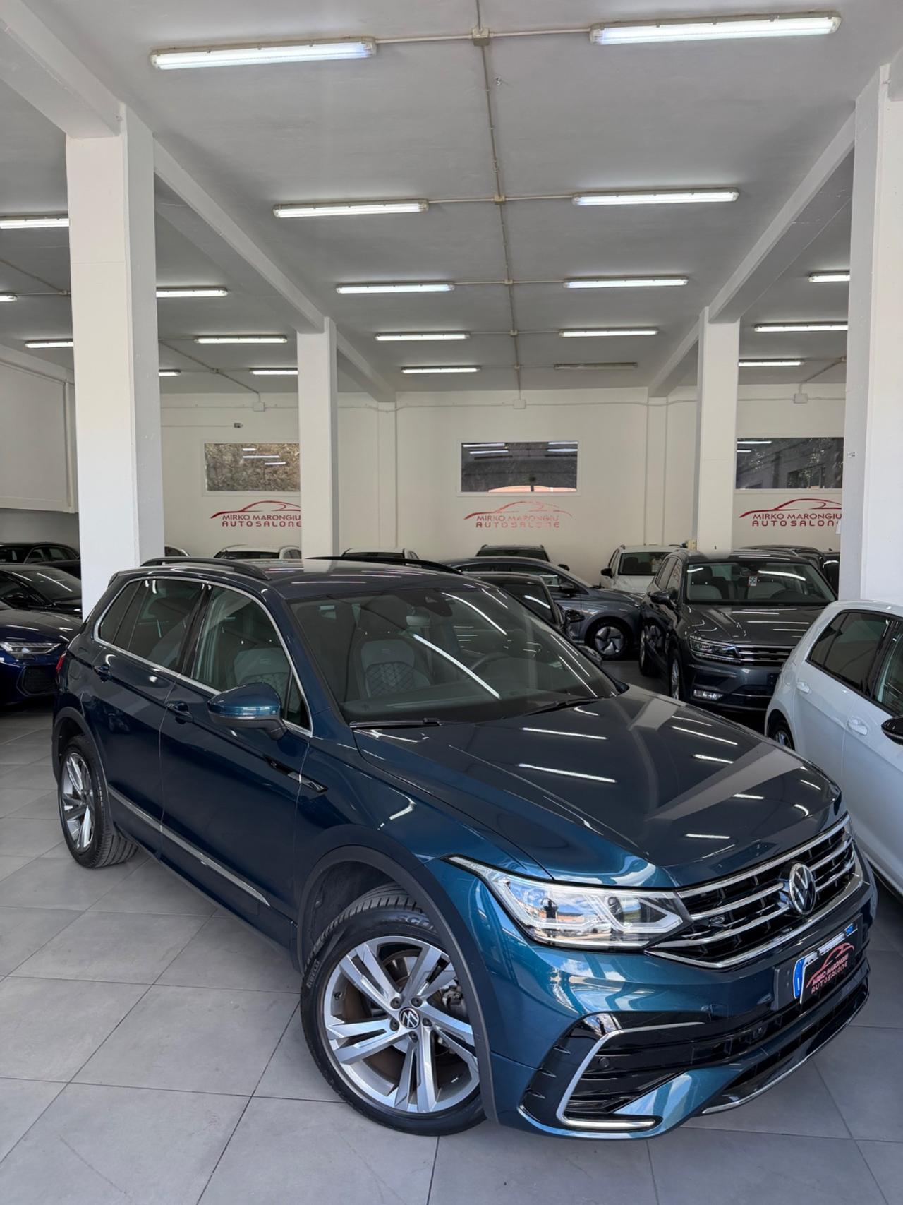 VW Tiguan 2.0 TDI 150 DSG 4MOTION R-Line finanziabile