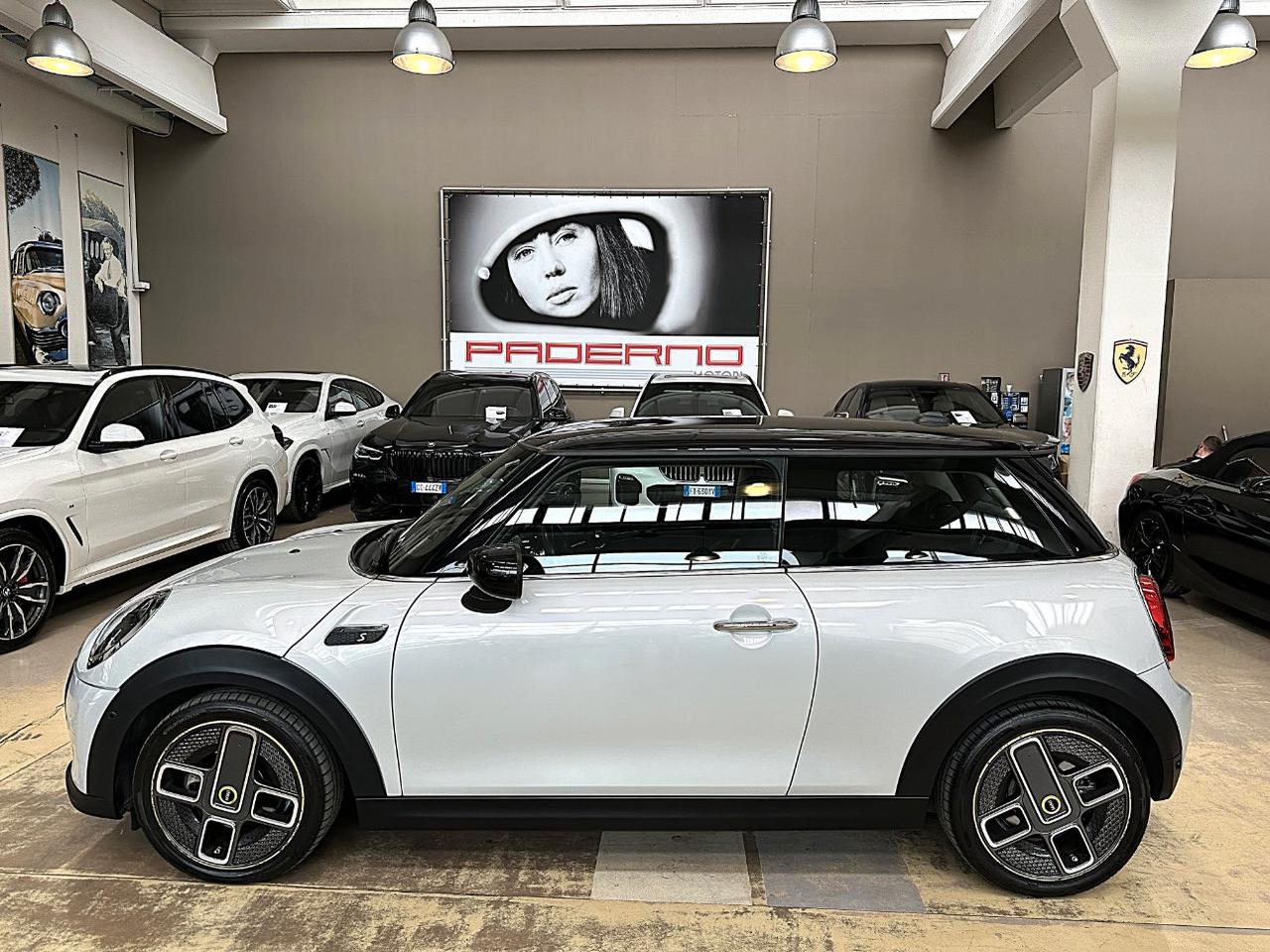 Mini 3 Porte Cooper SE Classic Full Electric-LED-17"-Keyless-ACC-Navi-Camera