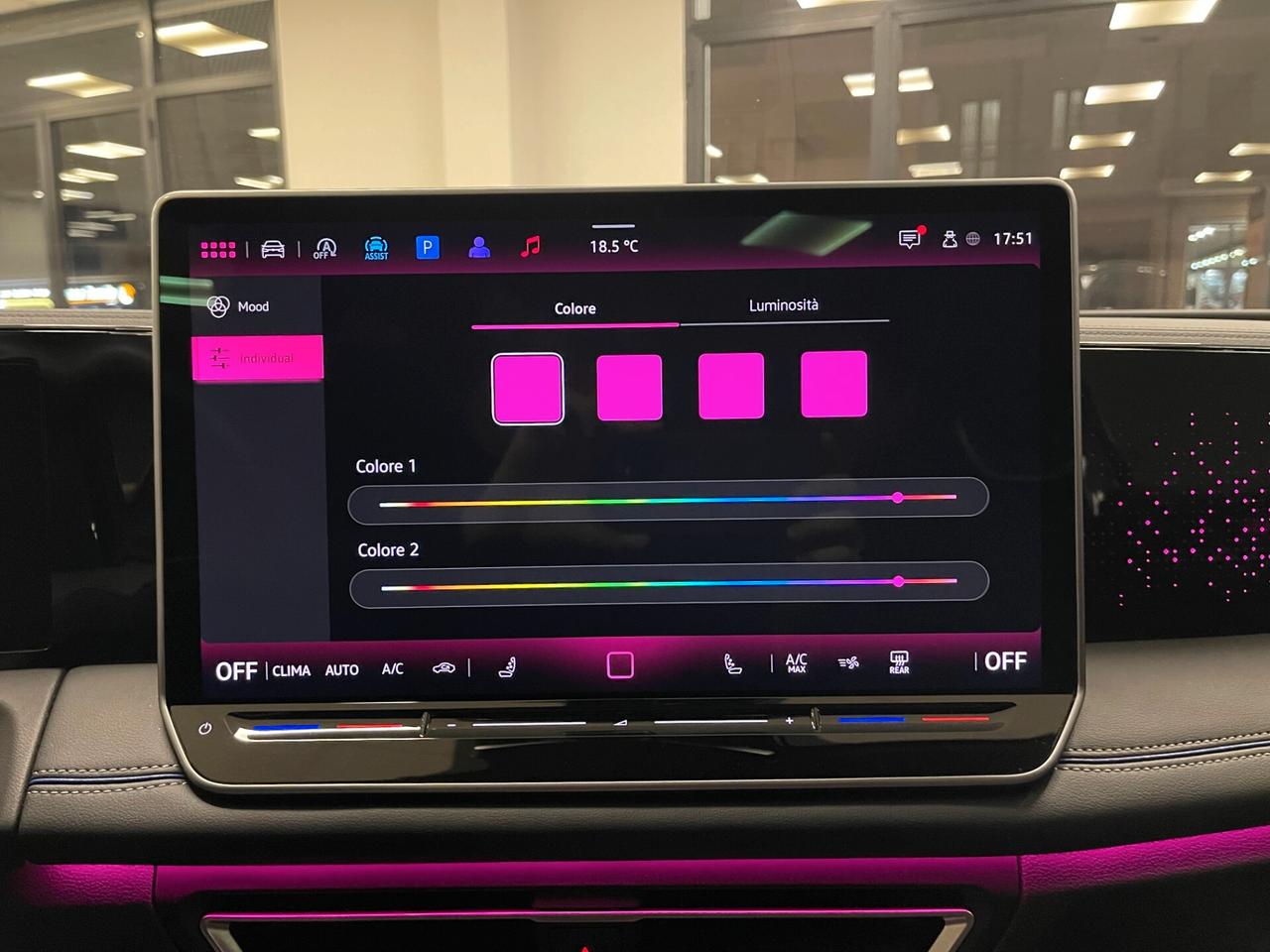 Volkswagen Tiguan 2.0 TDI 150cv SCR DSG R-Line