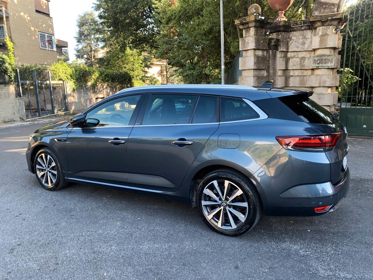 MEGANE Plug-in Hybrid E-TECH 160 R.S.Line KM36450