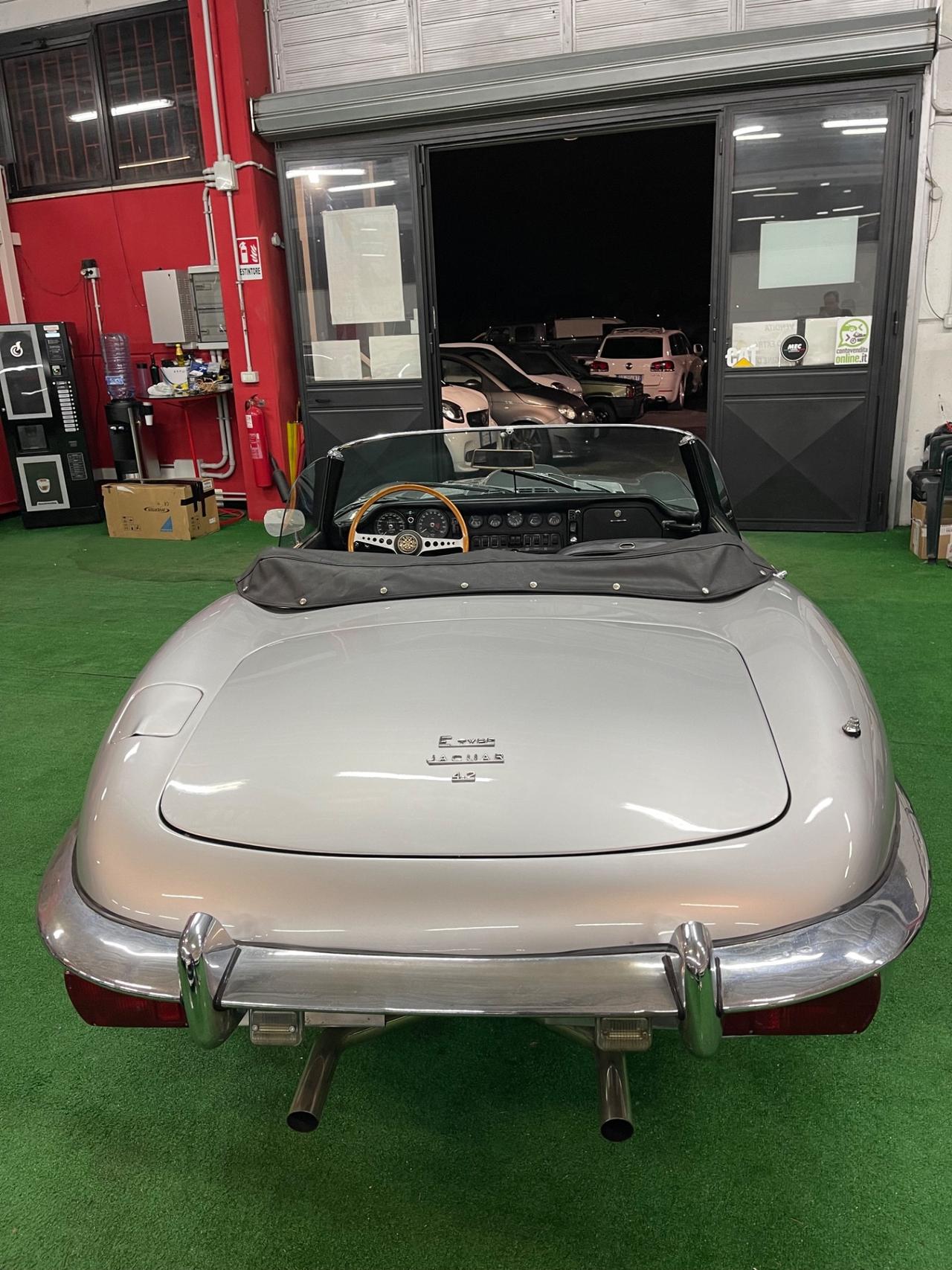 Jaguar E-Type Cabrio 4.2 Cambio Manuale Da Concorso PERMUTE RATE