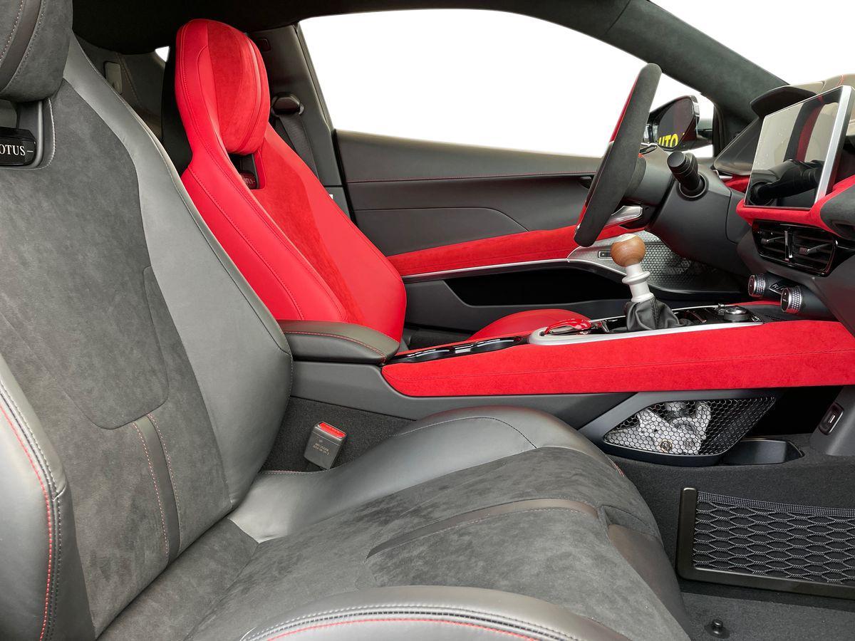 LOTUS EMIRA V6 CLARK EDITION