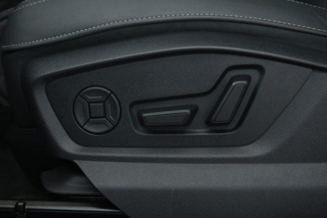 AUDI Q8 50 TDI 286 CV quattro S-line Black Edition