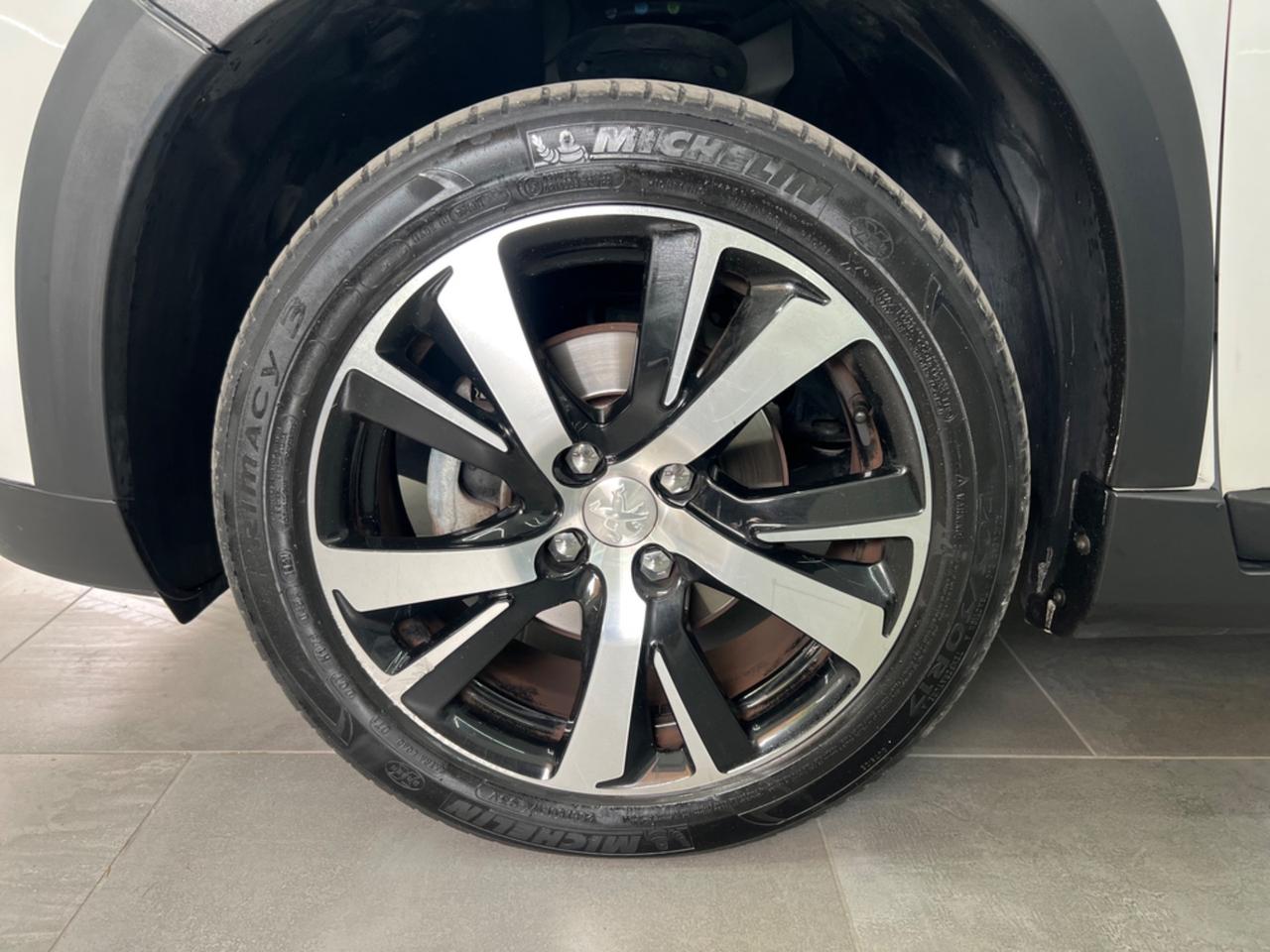 Peugeot 2008 110CV EAT6 S&S GT Line