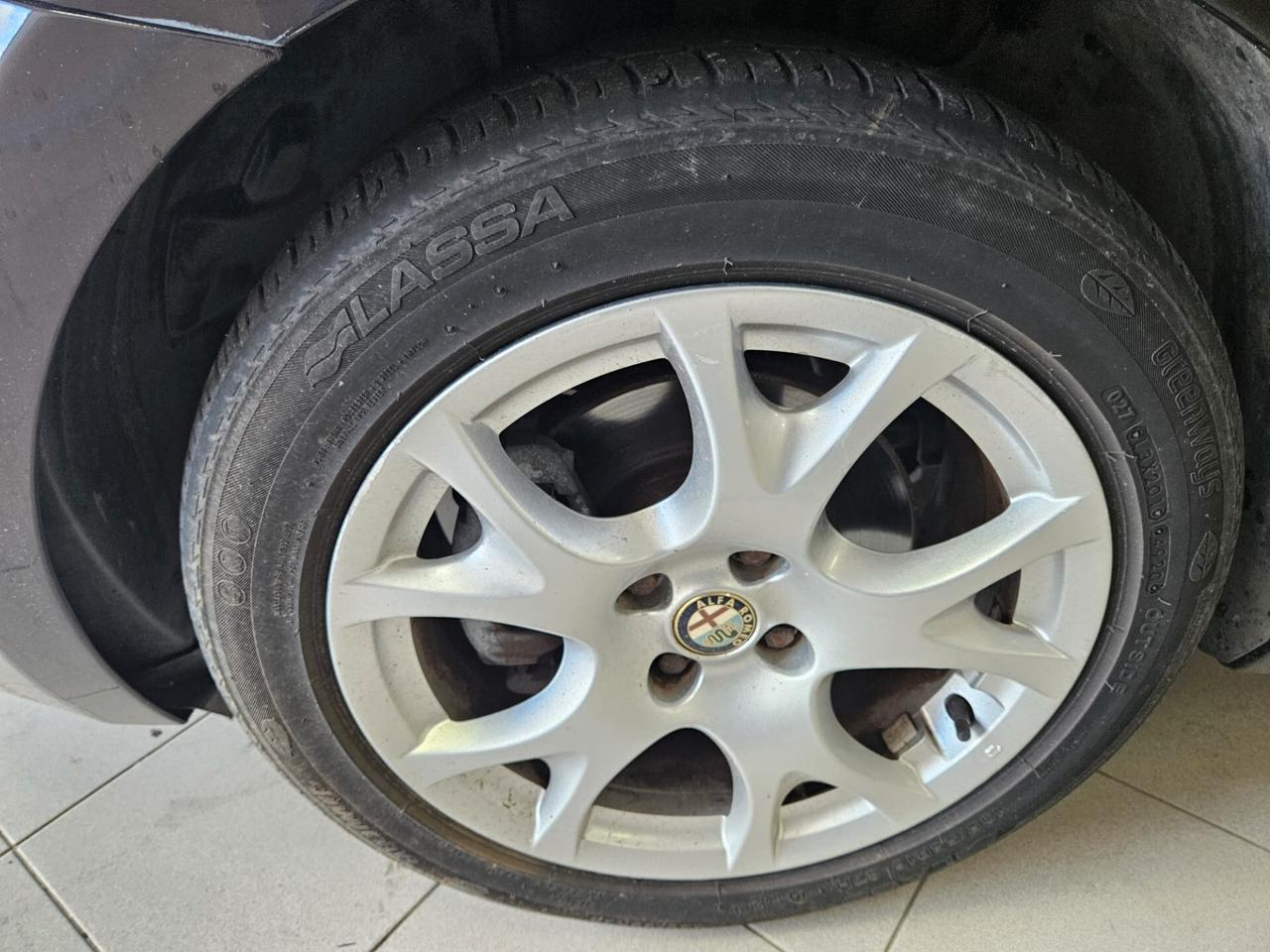 Alfa Romeo MiTo 1.3 JTDm-2 95 CV S&S Distinctive Sport Pack