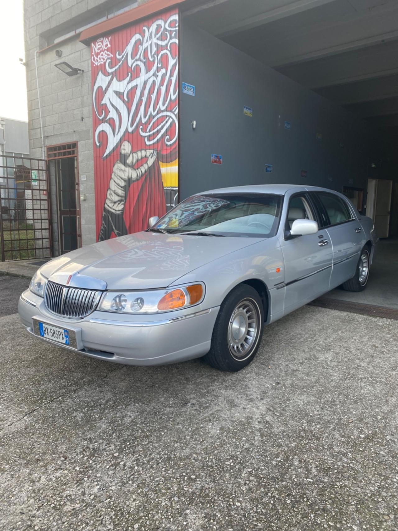Lincoln Town car GPL 4.6 FULL 33.000km