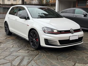 Volkswagen Golf GTI Golf GTI 2.0 TSI DSG 5p. BlueMotion Technology