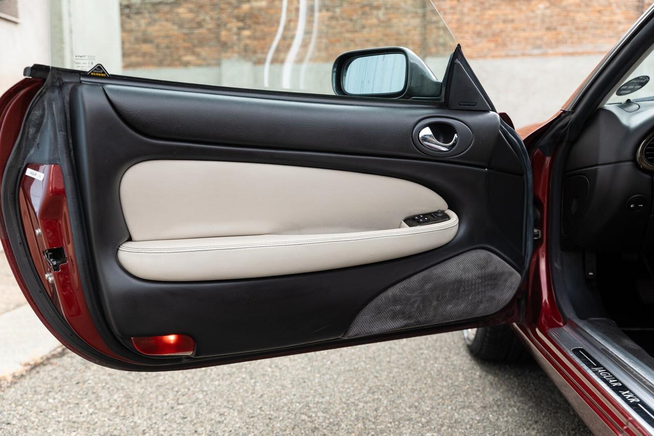 Jaguar XK XKR 4.0 Coupé