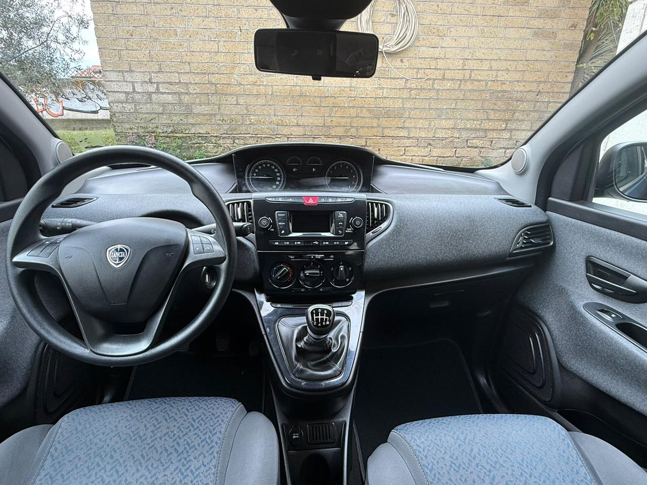 Lancia Ypsilon 1.0 FireFly 5 porte S&S Hybrid FINANZIABILE !!!