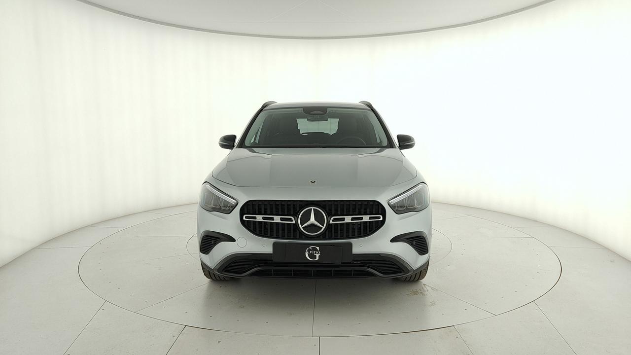 Mercedes-Benz GLA 200 d automatic