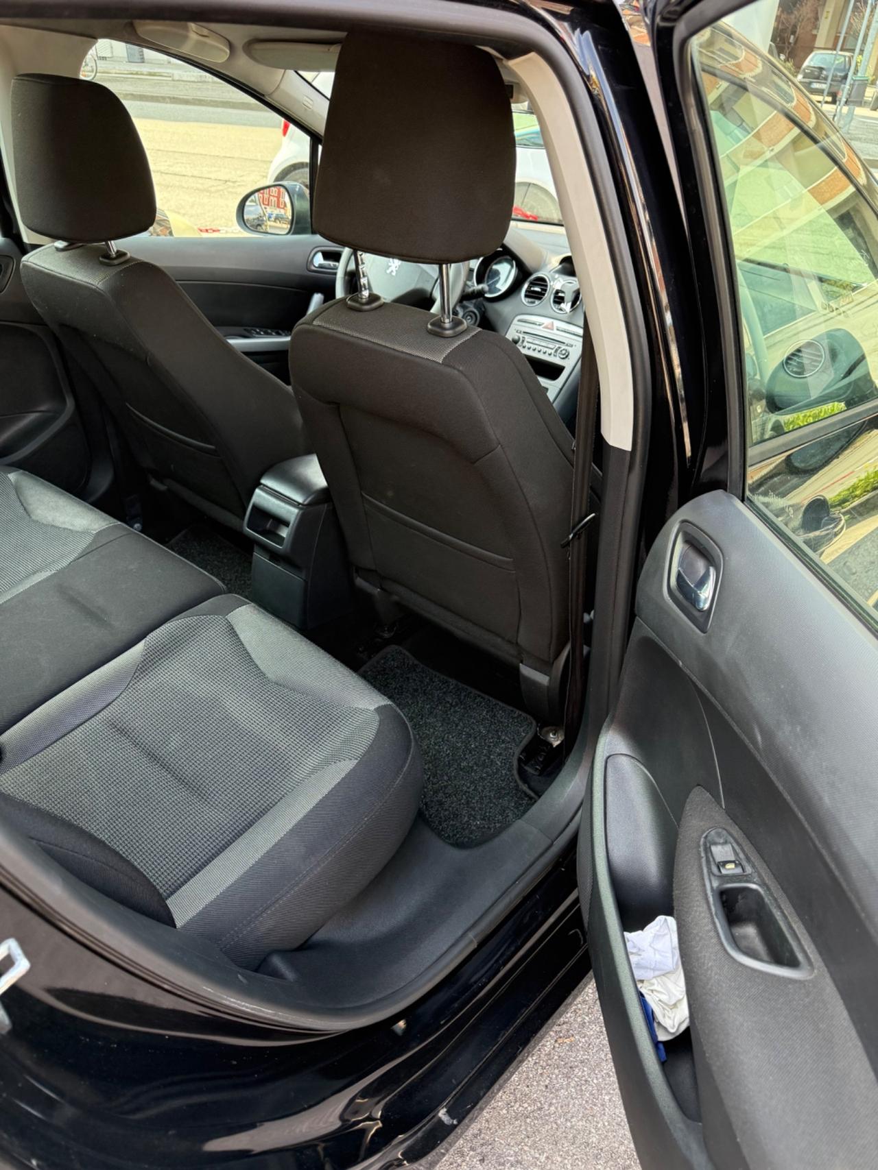 Peugeot 308 1.6 HDi 90CV SW Premium Mix