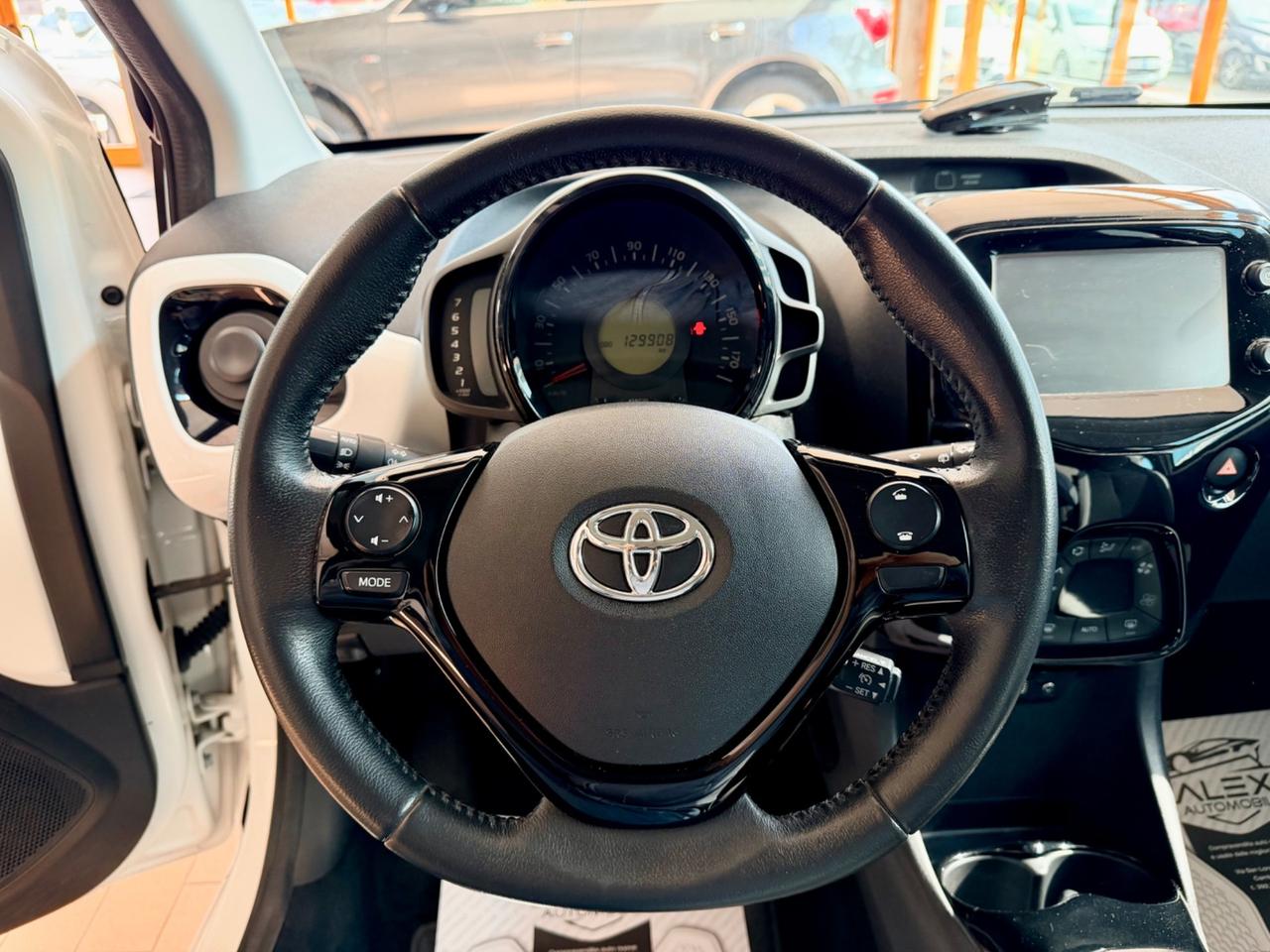 Toyota Aygo 1.000 benzina 69cv Neopatentati