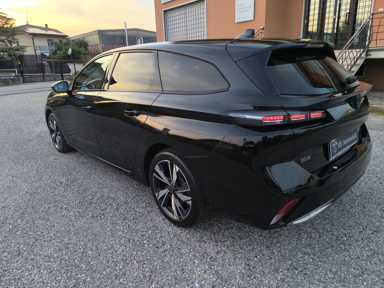 Peugeot 308 BlueHDi 130 S&S EAT8 SW Allure Pack