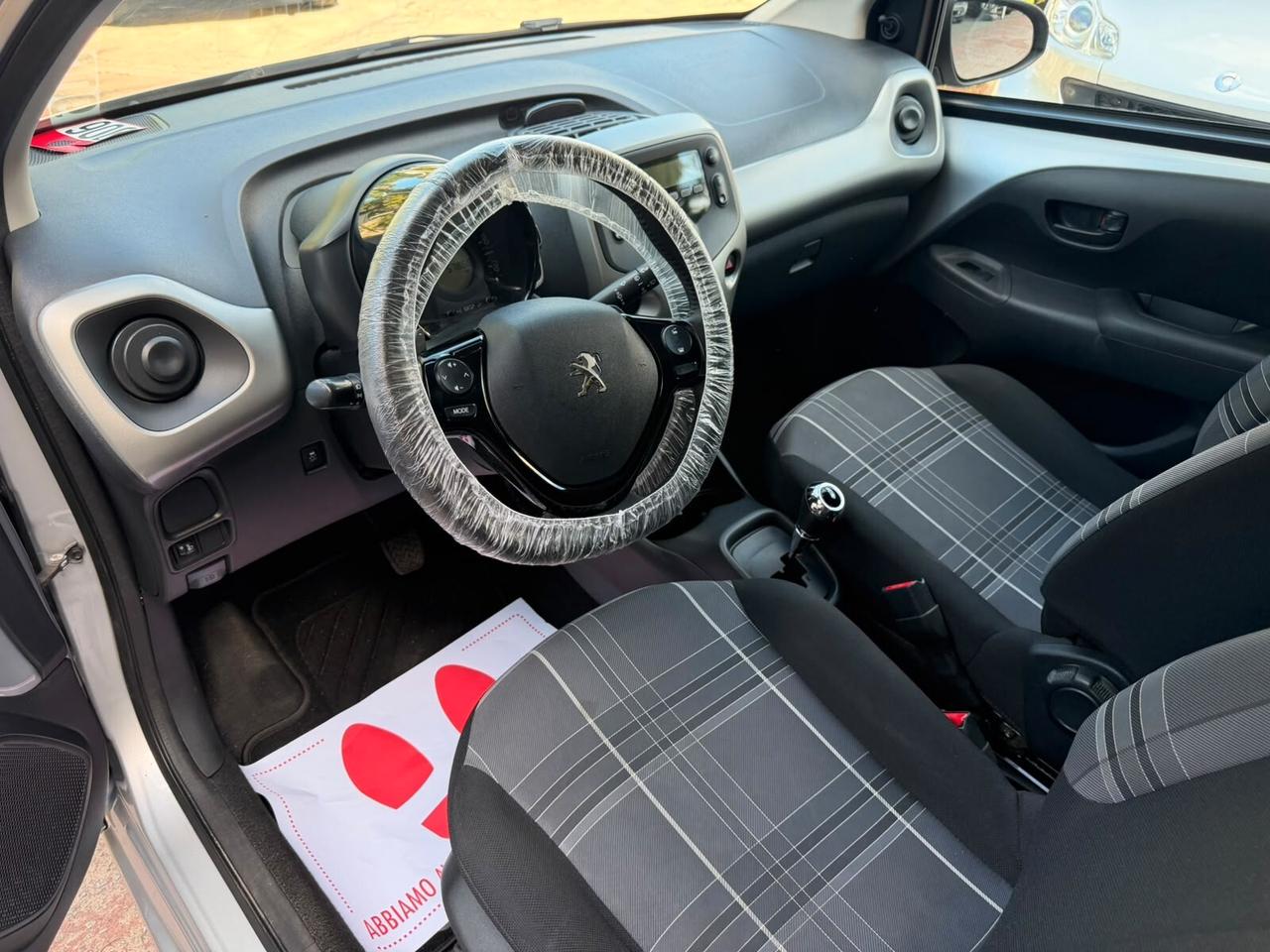 Peugeot 108 VTi 68 3 porte Allure TOP!