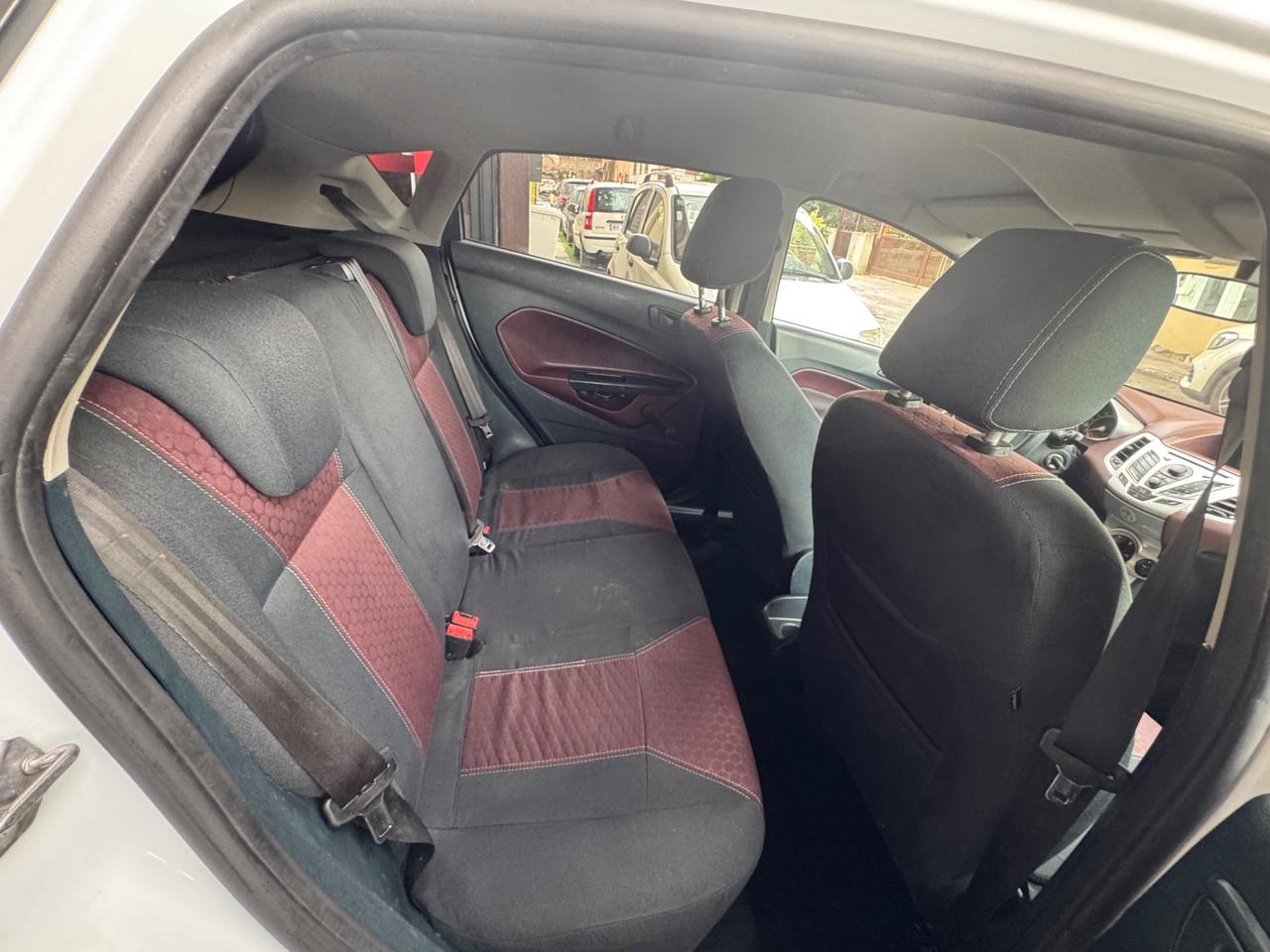 Ford Fiesta 1.4 TDCi 5p. Titanium