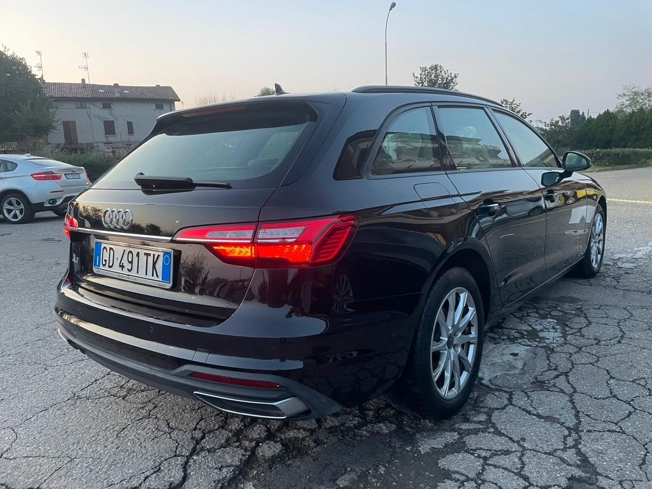 Audi A4 Avant 40 TDI MHEV S tronic Business IVA ESPOSTA