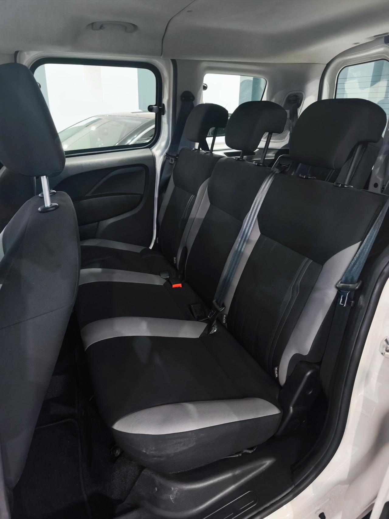 Fiat Doblò 1.6 MJT 120cv S&S Lounge 7 Posti 2019