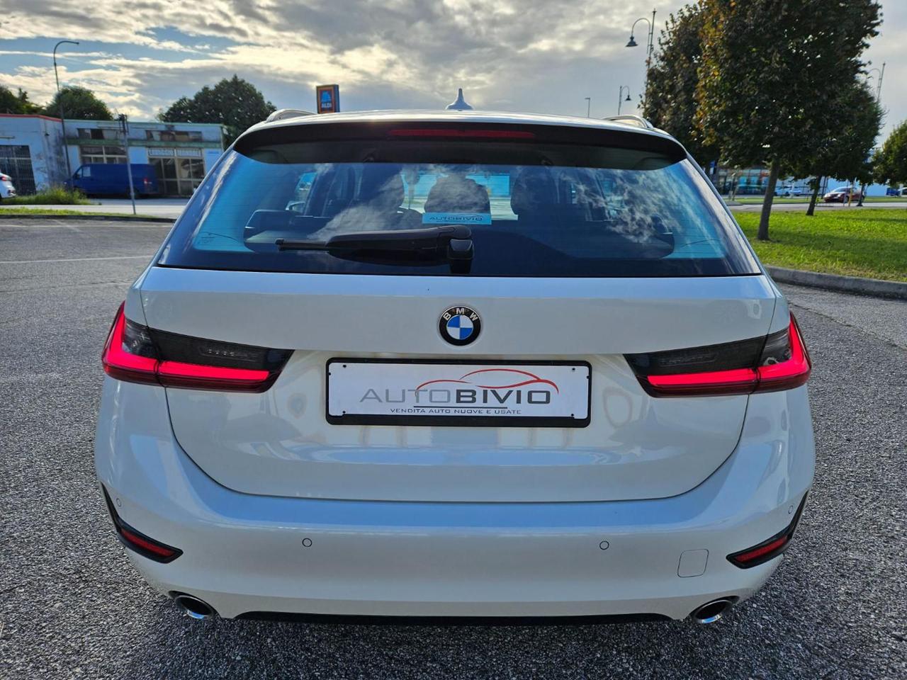 BMW 320 d 48V Touring Sport