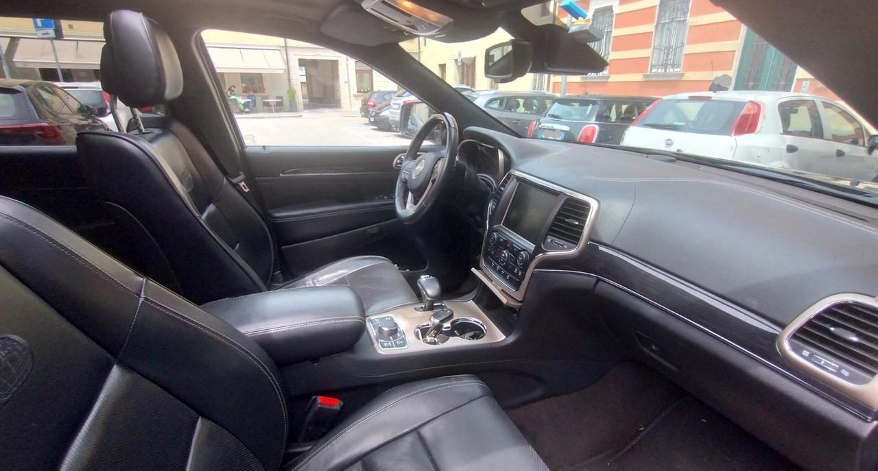 Jeep Grand Cherokee 3.0 V6 CRD 250 CV Multijet II Overland