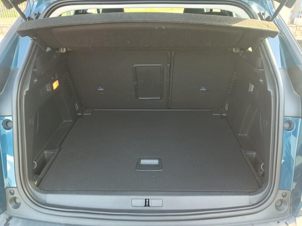 Peugeot 3008 1.5 BlueHDi 130cv EAT8 Active Pack