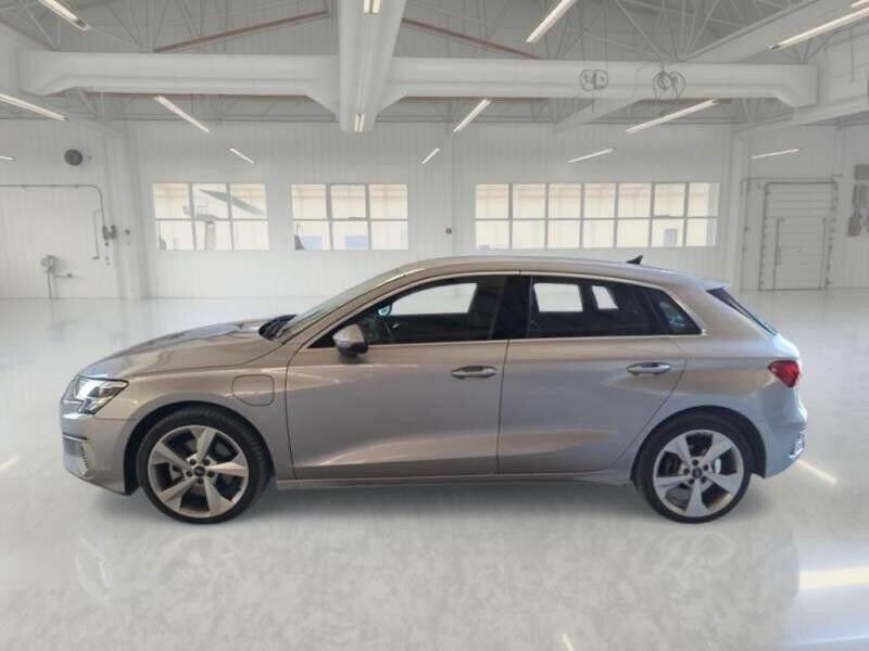 Audi A3 A3 SPB 40 TFSI e S tronic Business Advanced