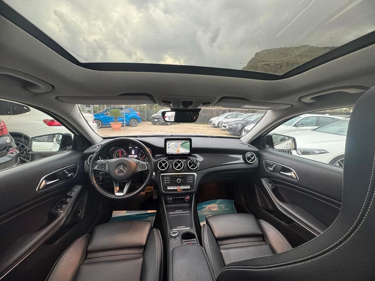 Mercedes-benz GLA 200 d Automatic Premium NIGHT EDITION