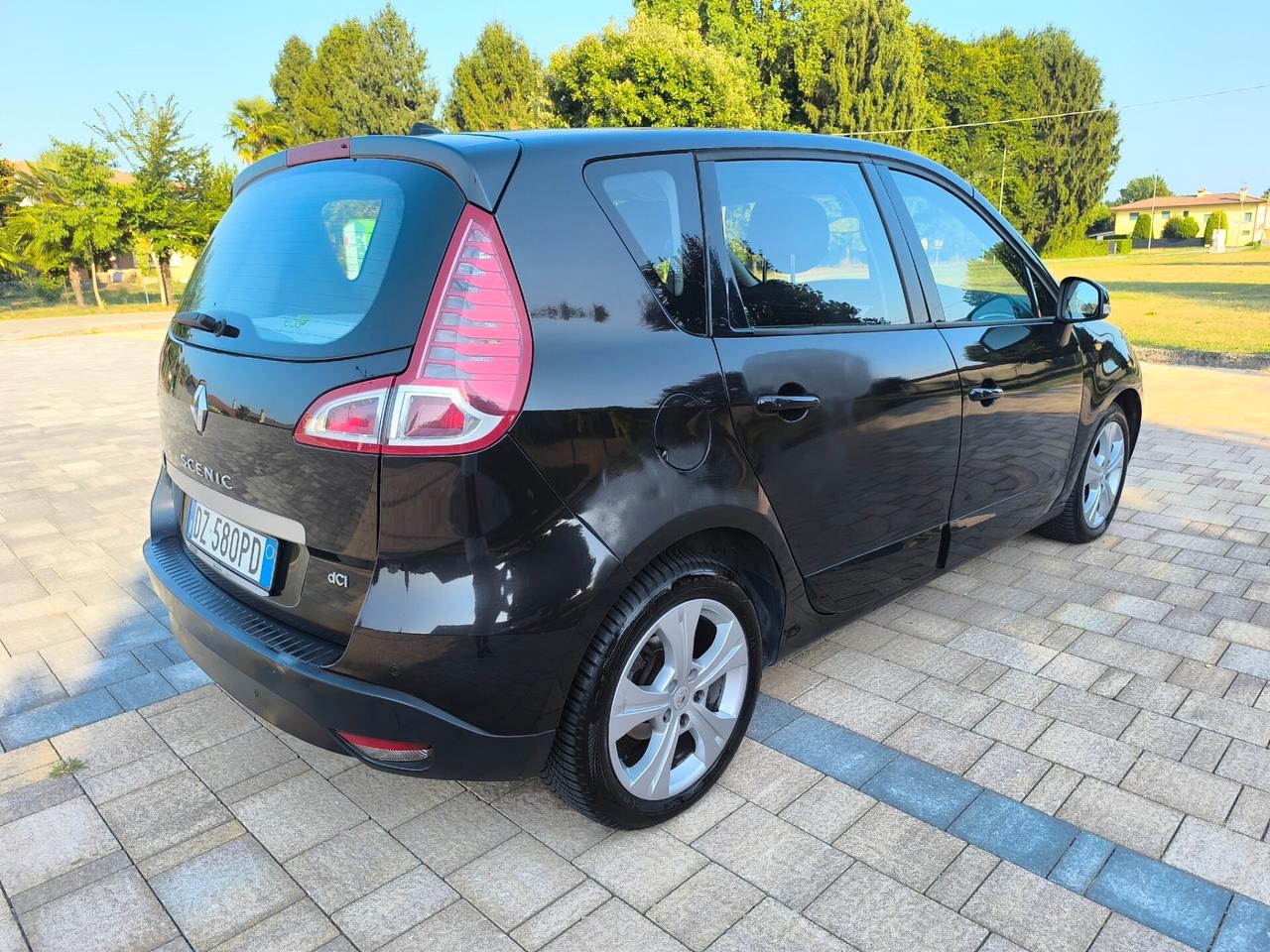 Renault Scenic Scénic X-Mod 1.5 dCi 110CV Luxe