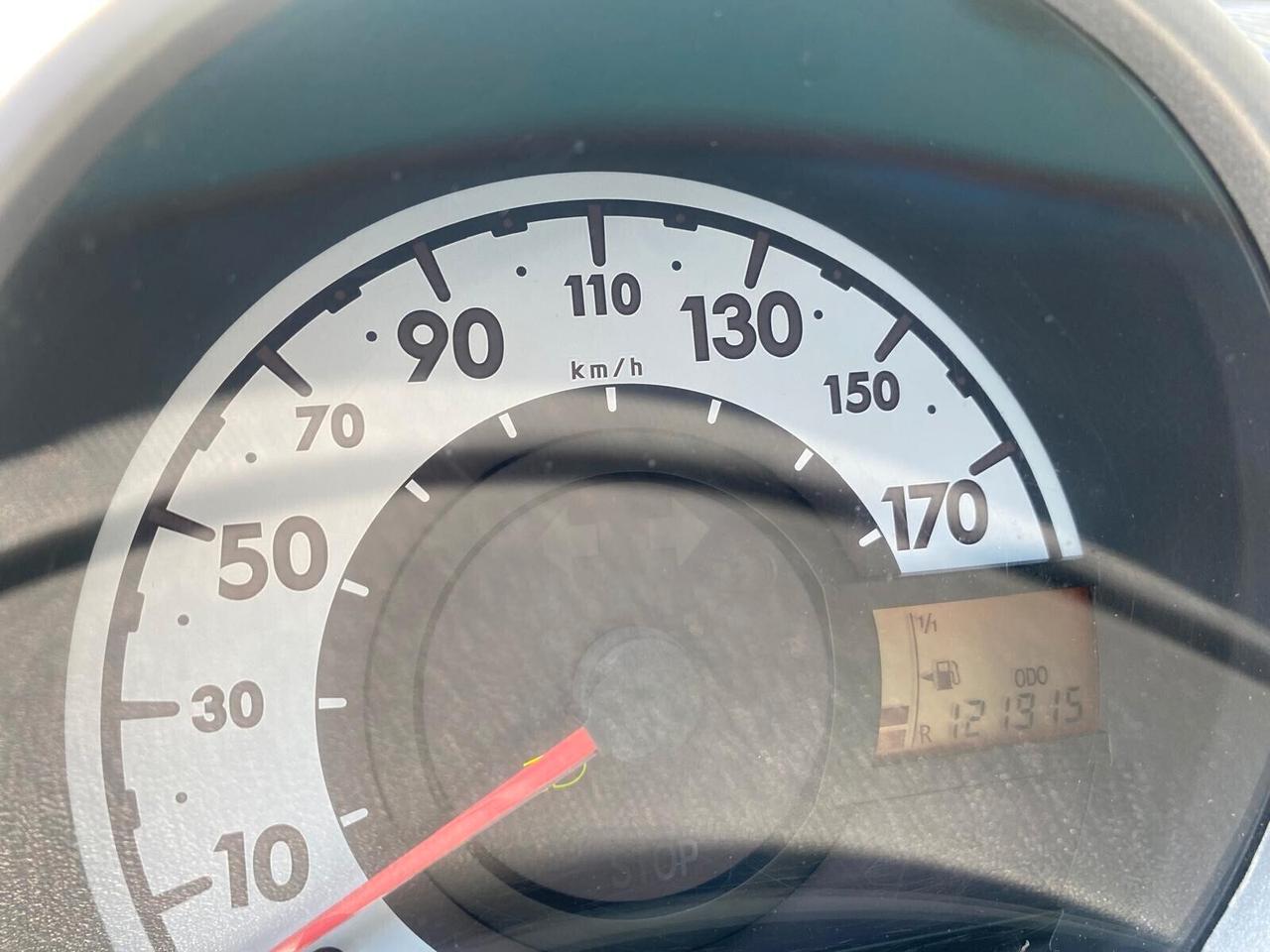 Peugeot 107 1.0 68CV 5p. Superga ADATTA AI NEOPATENTATI