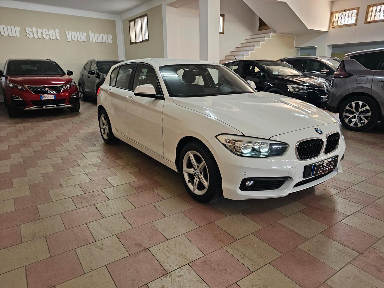 Bmw 116 116d 5p. Urban