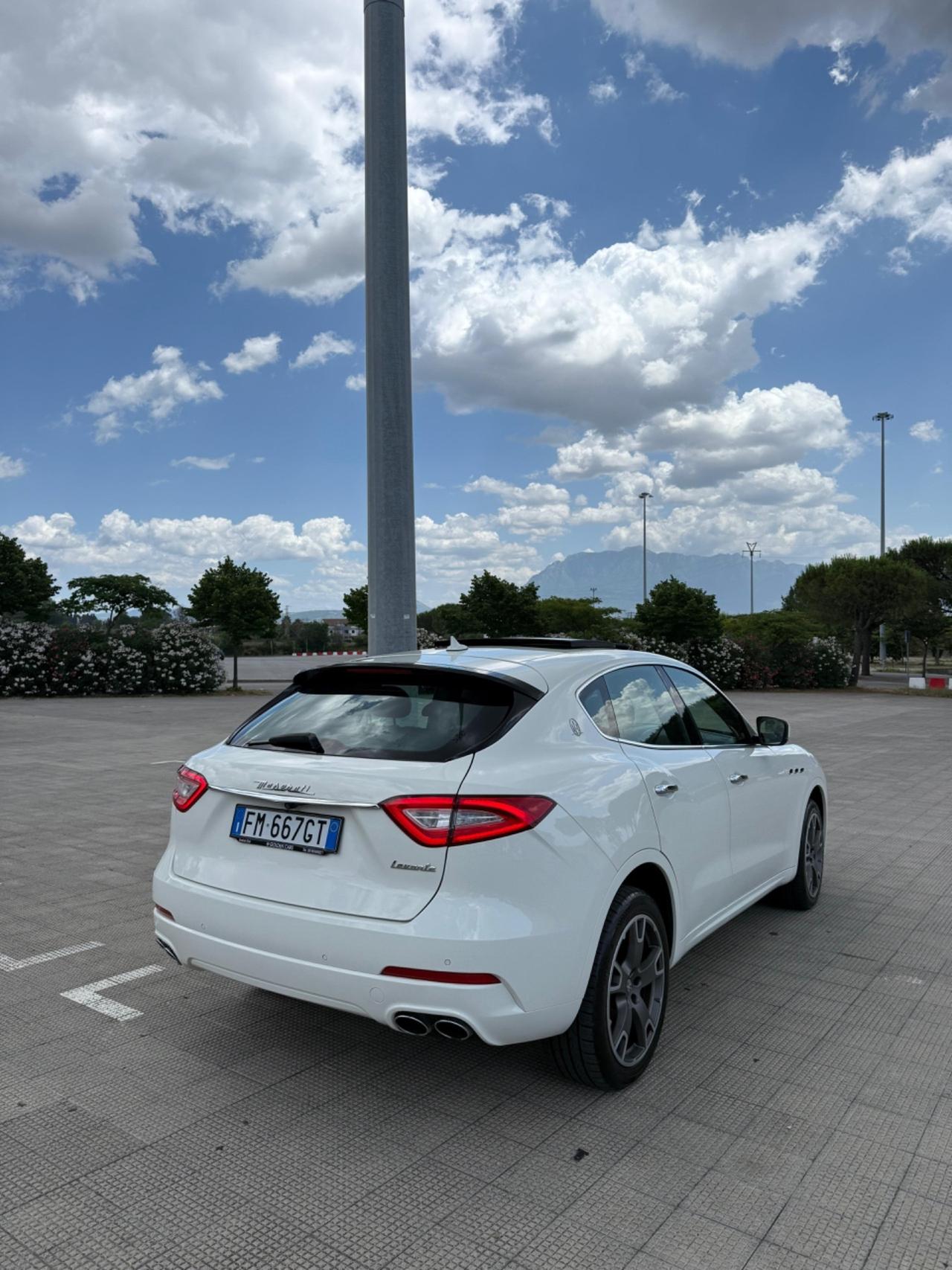 Maserati Levante V6 Diesel 275 CV AWD