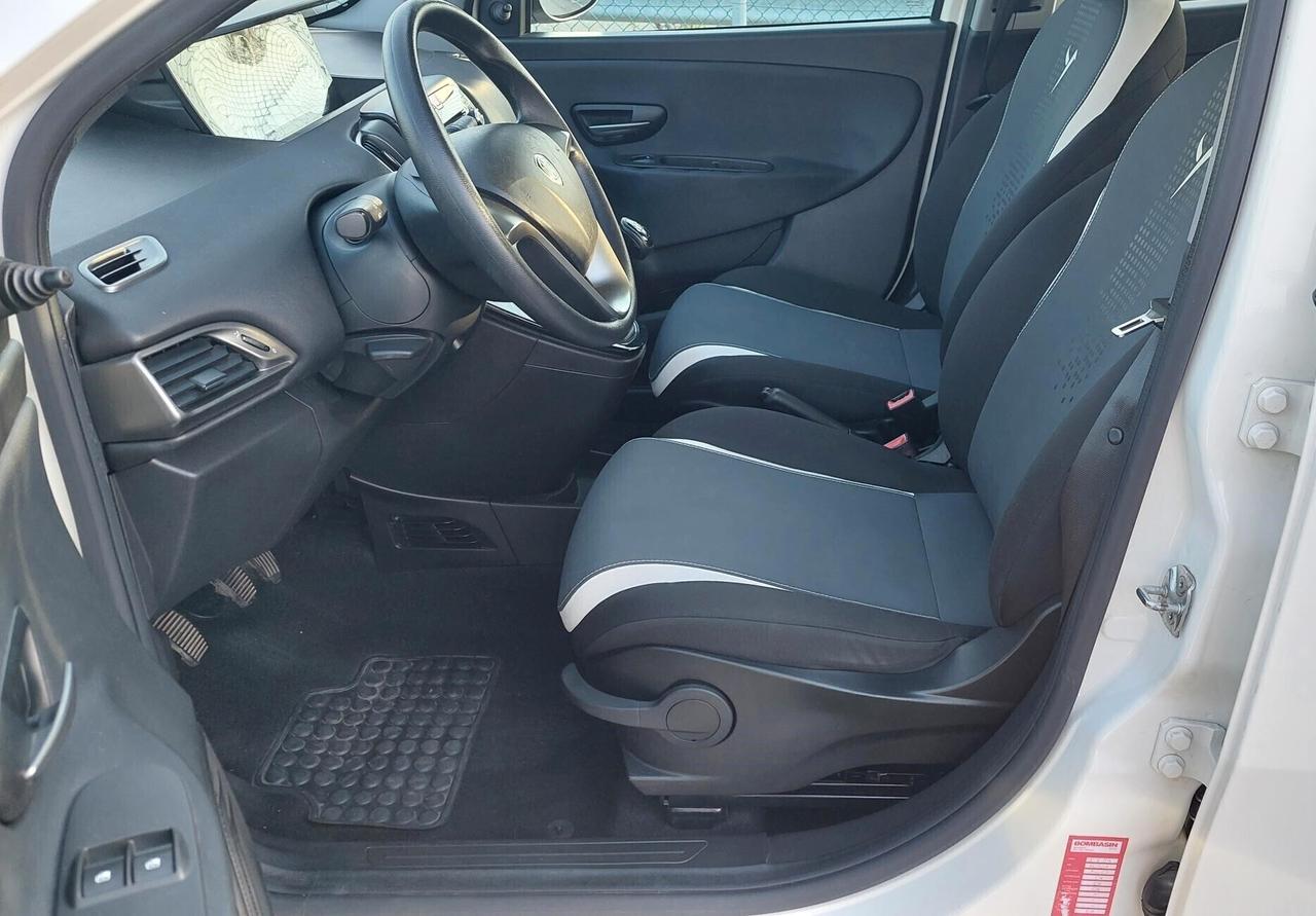 UNICO PROPRIETARIO - 1.2 BENZINA - LANCIA YPSILON