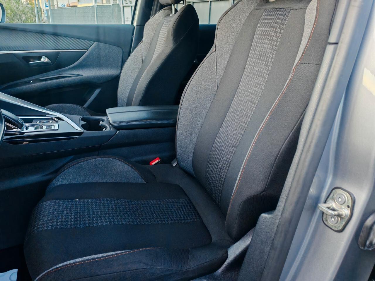 Peugeot 3008 1.5BlueHDi navig led cruise 2021