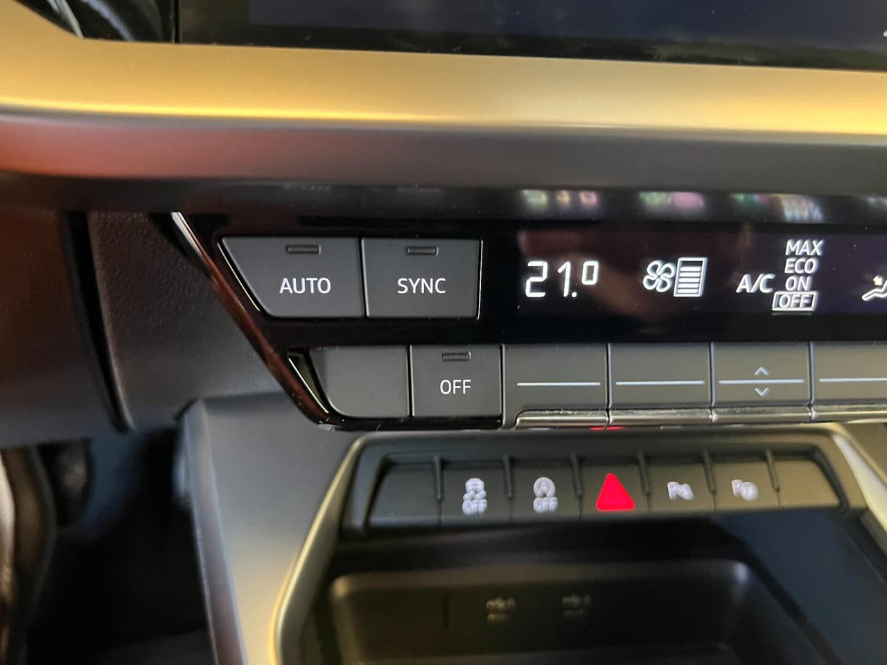 Audi A3 SPB 30 TDI 150cv automatica Business Advanced anno 2023 km 92.600