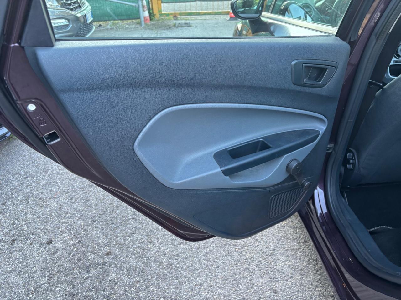 Ford Fiesta 1.4 5 porte Bz.- GPL Titanium OK Neopatentati