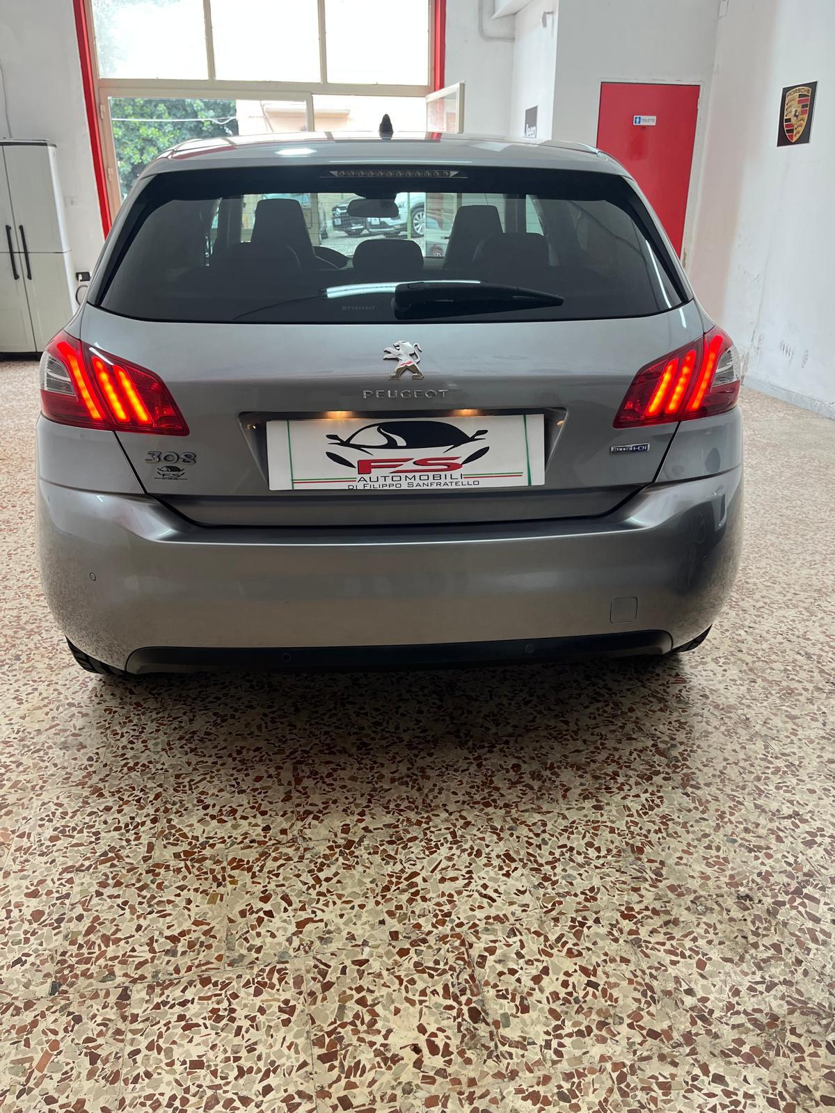 Peugeot 308 BlueHDi 120 S&S Allure
