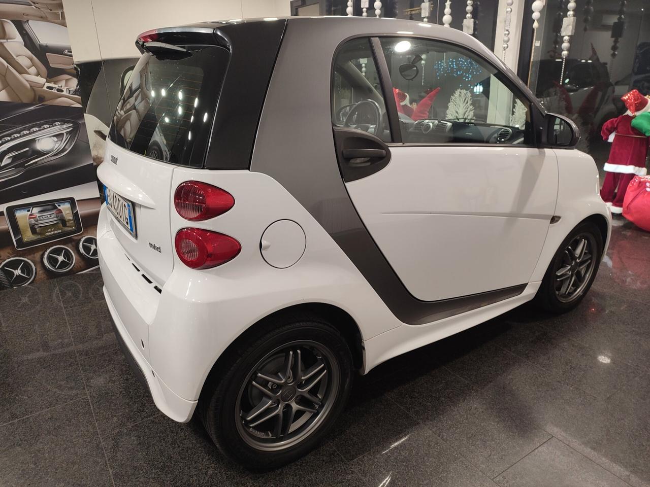 Smart ForTwo 1.0 52 kW MHD coupé Brabus Style SERVOSTERZO