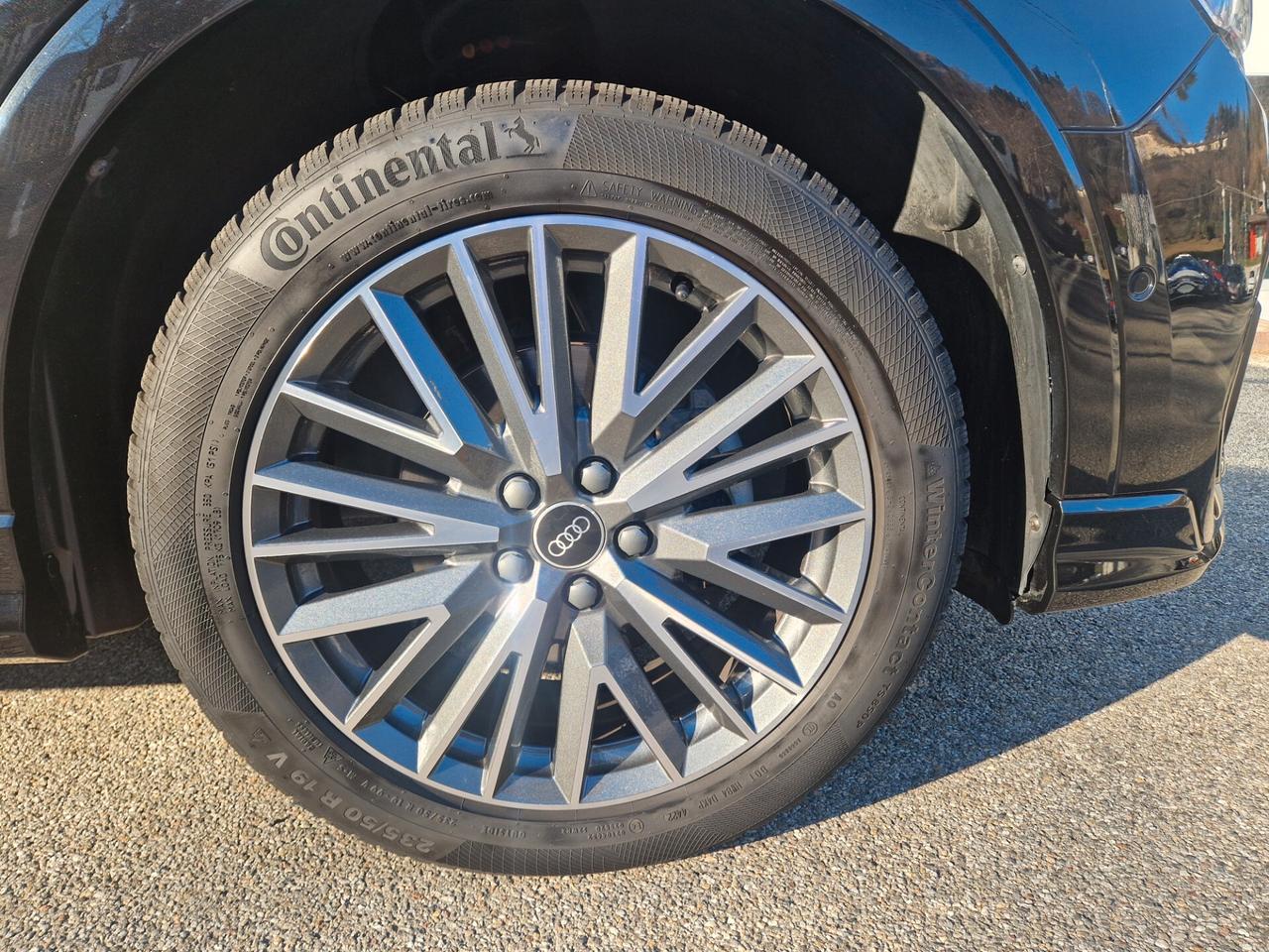 Audi Q3 35 TFSI S tronic line edition