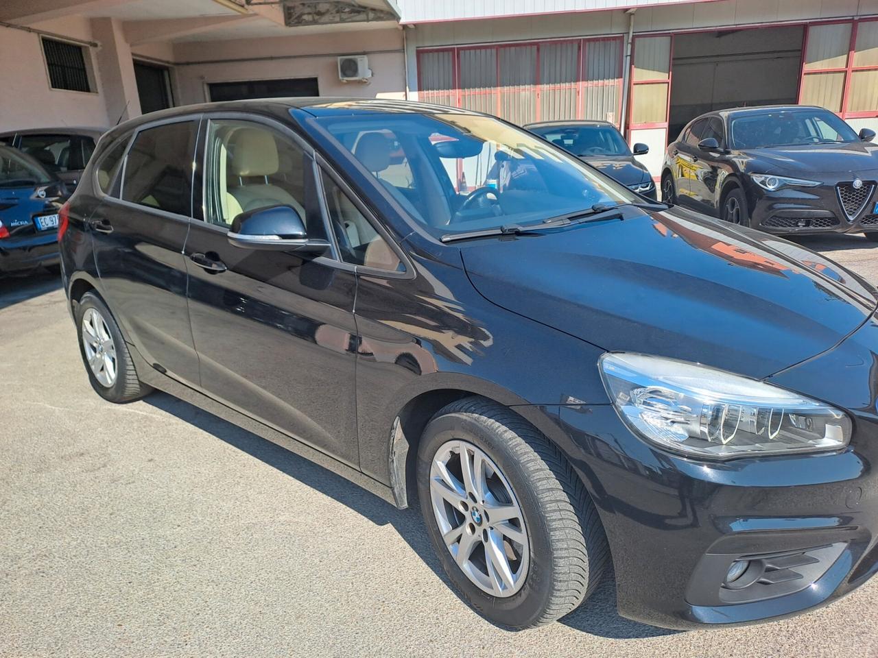 Bmw 2er Active Tourer 218d Luxury