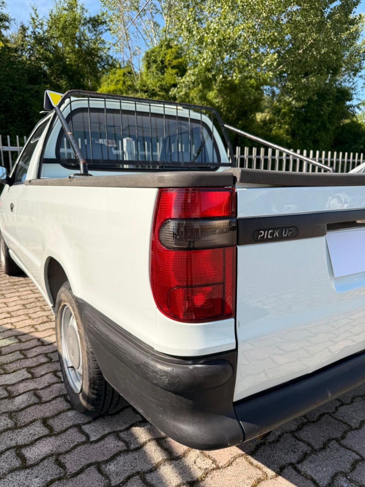 Skoda Pick-up 1.3 LX Cassonato